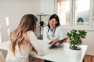 Pregnancy Care vs Routine Gynaecology Visit: Which One Do You Need